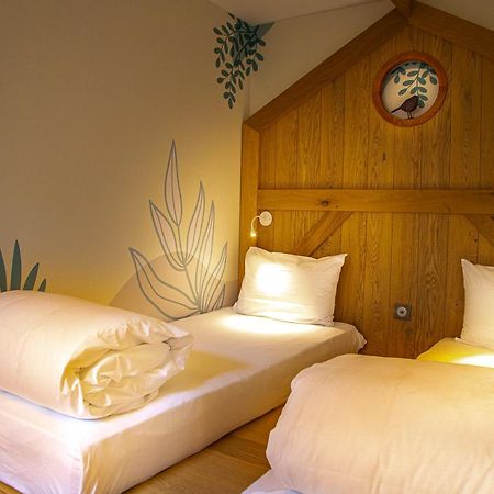 Hotel Ecolodgee Chasseneuil-du-Poitou Esterno foto